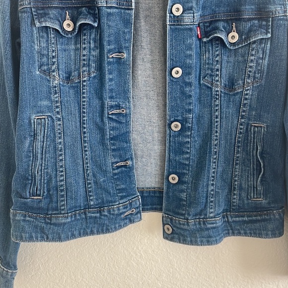 Levi’s Women's Original Denim Jean Trucker Jacket L - Picture 7 of 12
